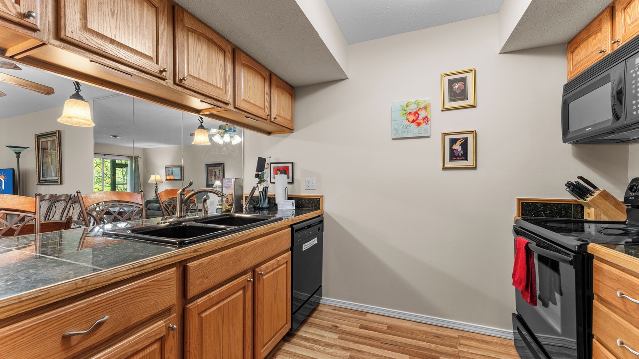 Photo of Kitchen in Table Rock