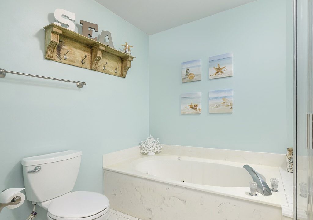 Photo of Bathroom in Tybee Island