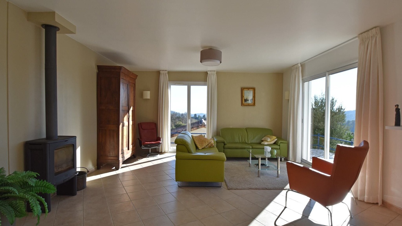 Photo of Livingroom in Felines-Minervois