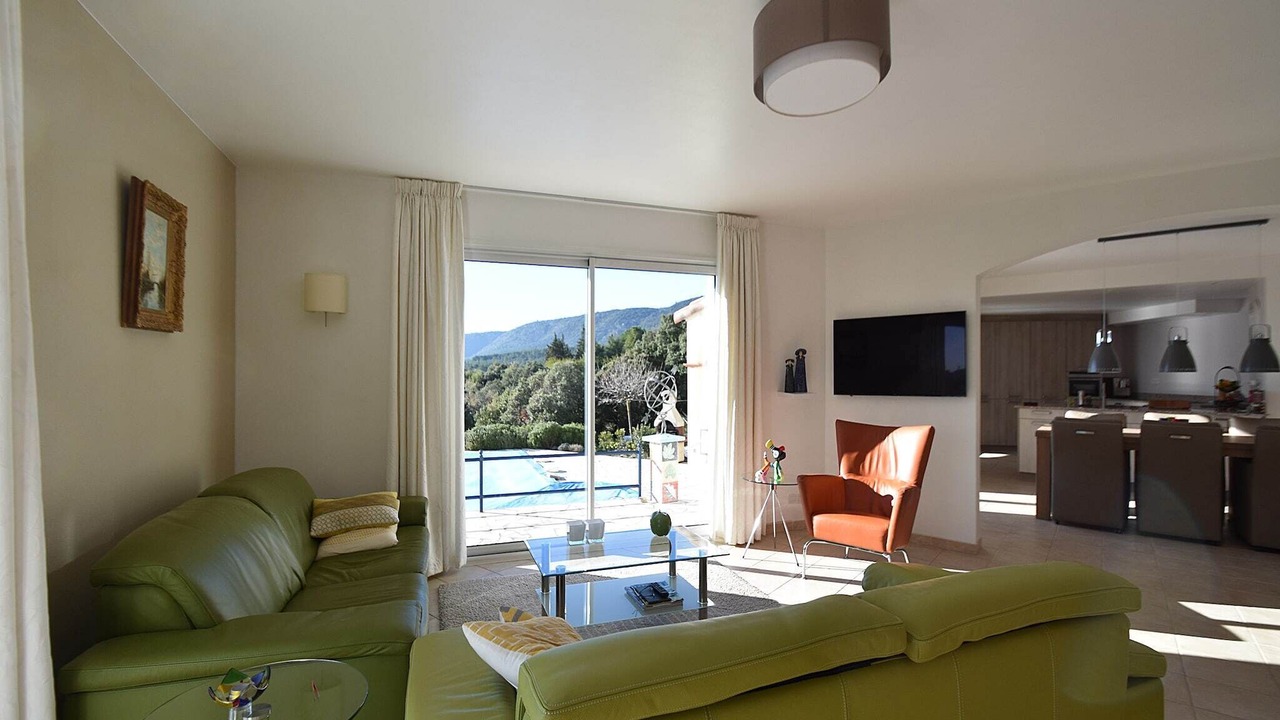 Photo of Livingroom in Felines-Minervois