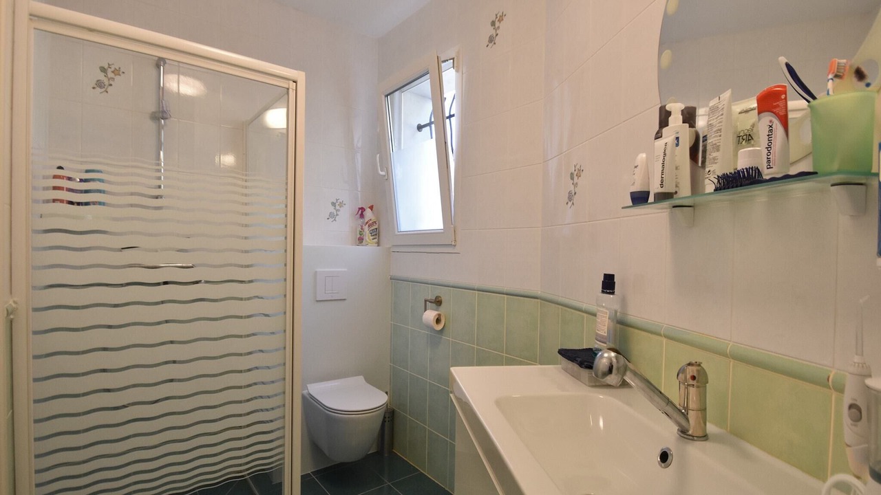 Photo of Bathroom in Felines-Minervois