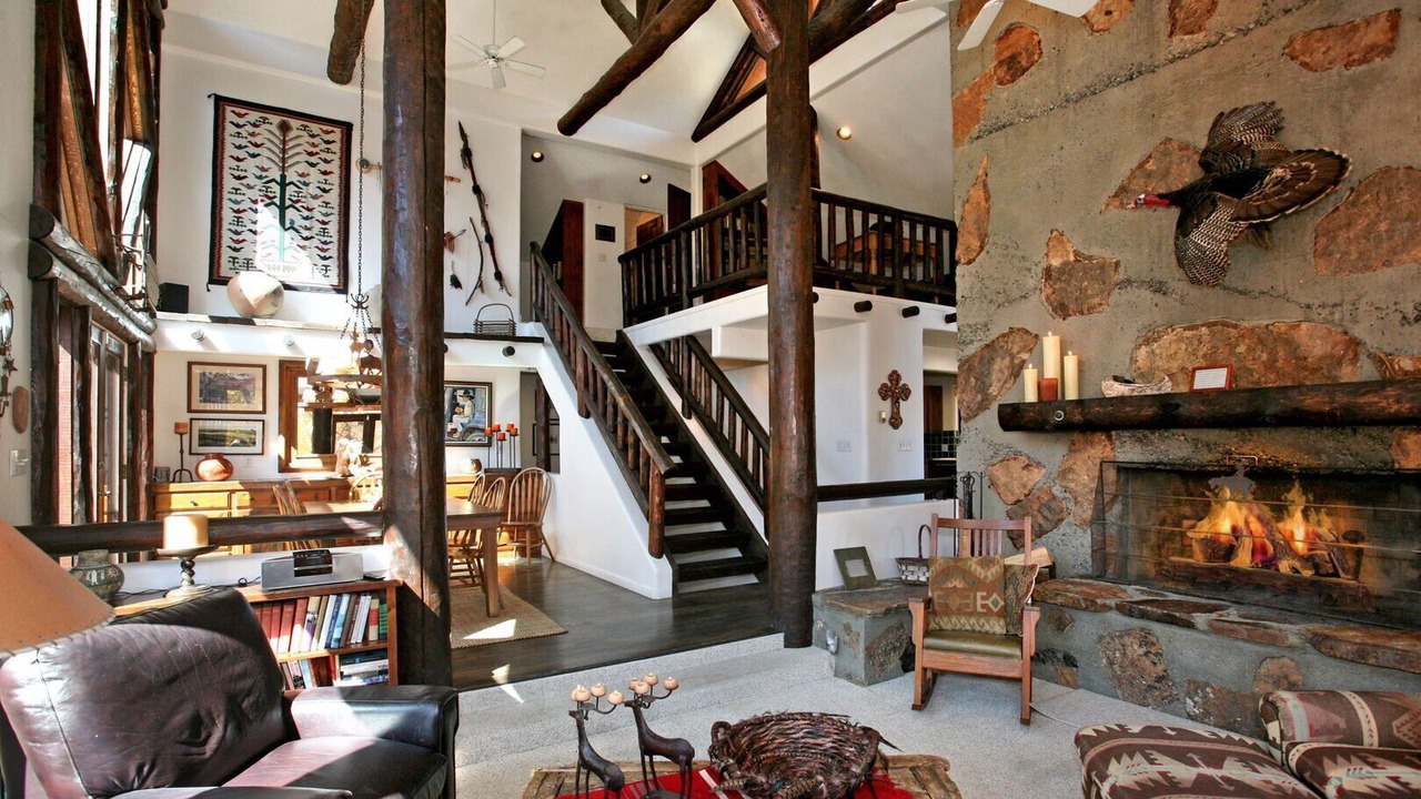 Photo of Livingroom in Sundance