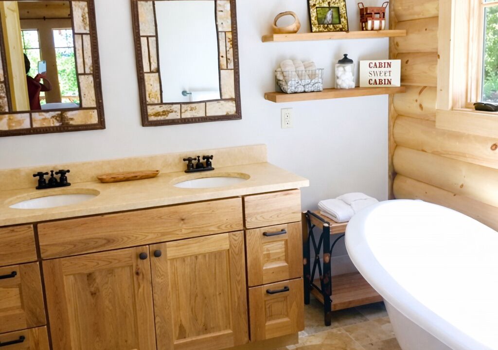 Photo of Bathroom in Hendersonville