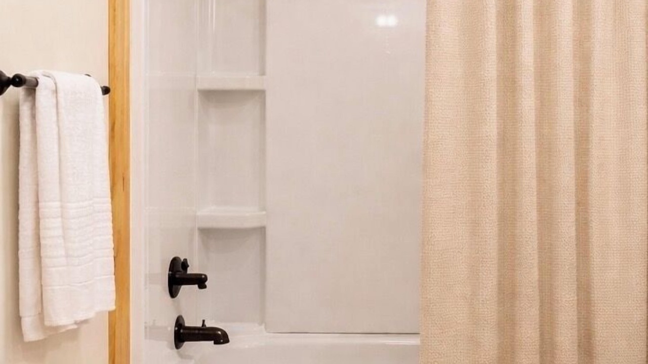 Photo of Bathroom in Hendersonville