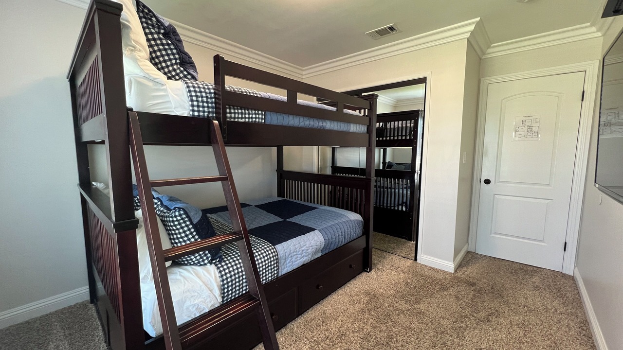 Photo of Bedroom in Hermosa Village
