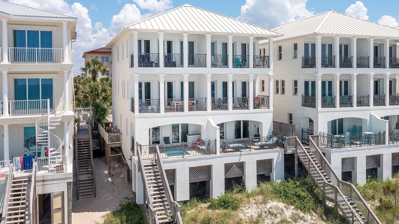 Photo of Others in Delos