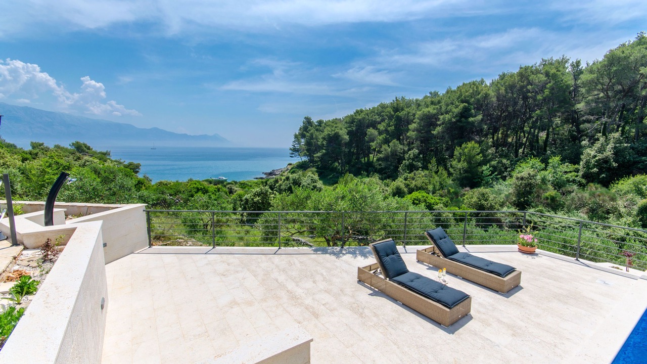 Photo of Patio Balcony in Sumartin