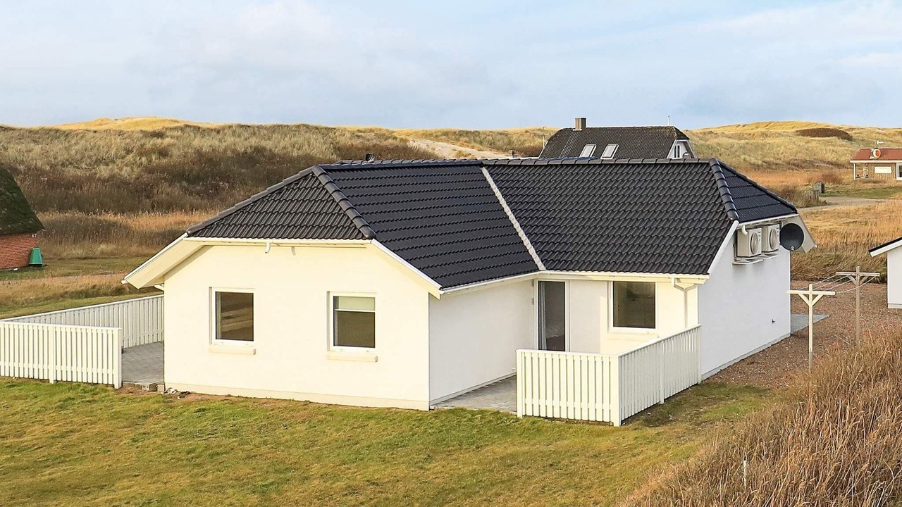 Photo of Outdoor in Vrist Strand