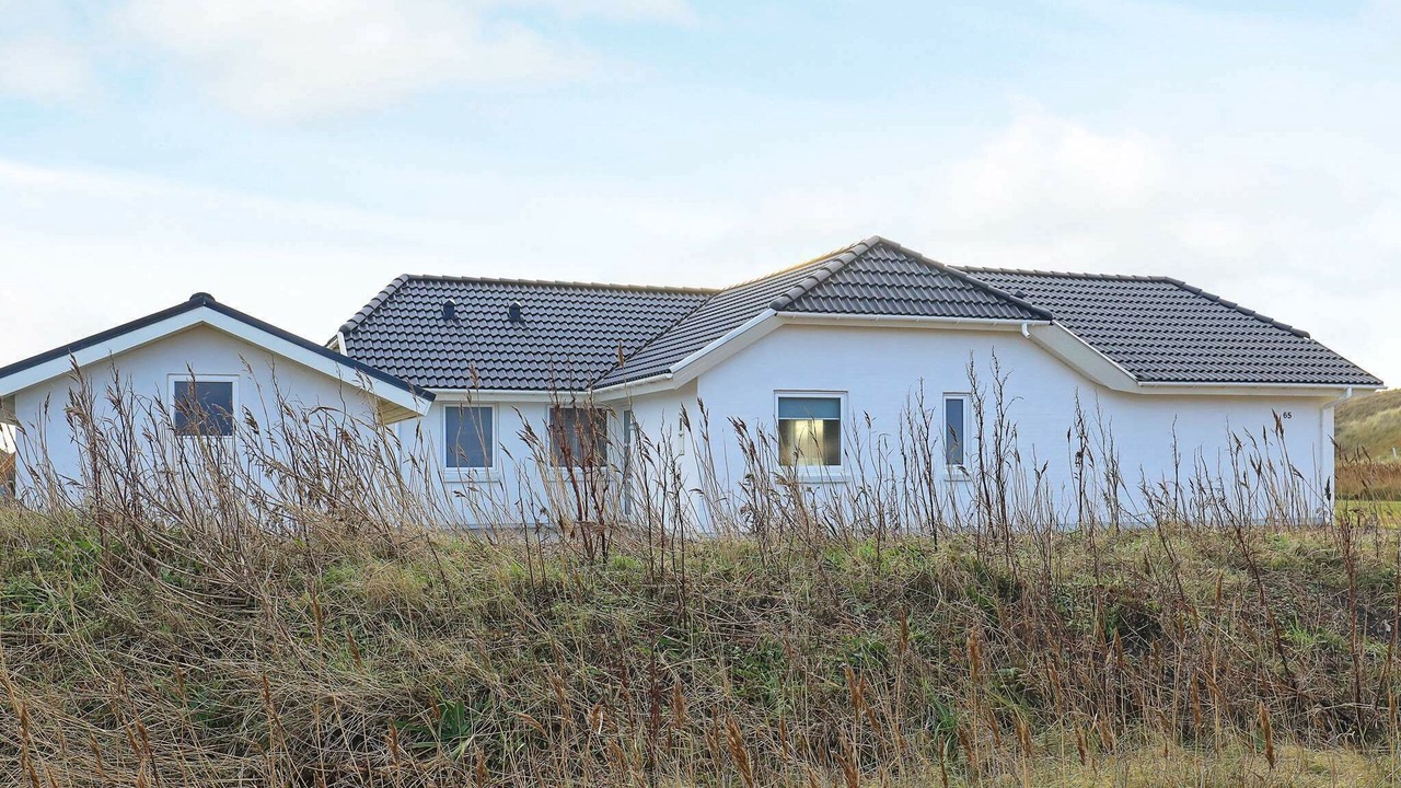 Photo of Outdoor in Vrist Strand