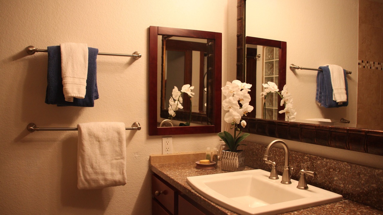 Photo of Bathroom in Poipu