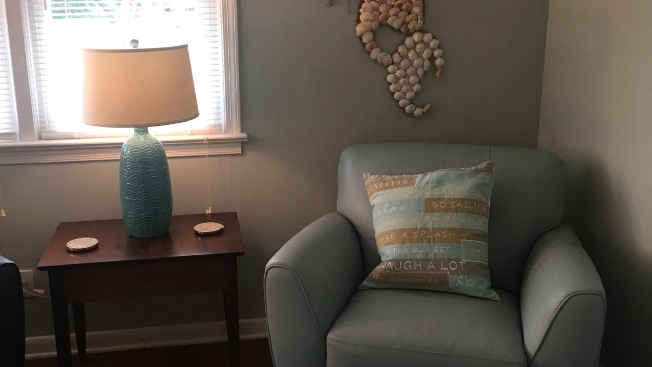 Photo of Livingroom in Northeast Virginia Beach