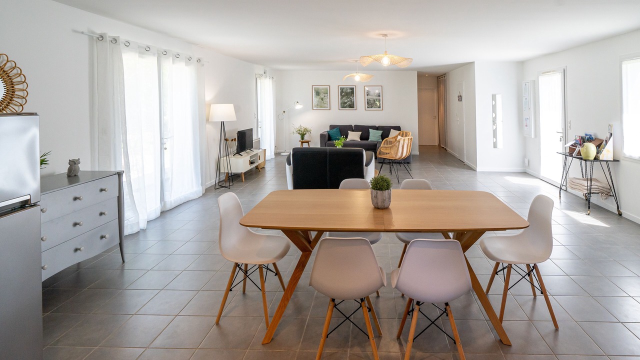 Photo of Others in Sallertaine