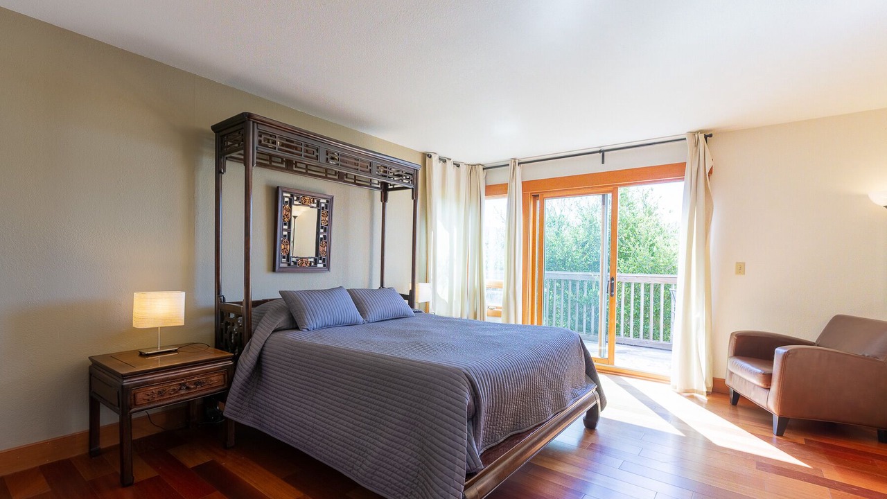 Photo of Bedroom in Strawberry