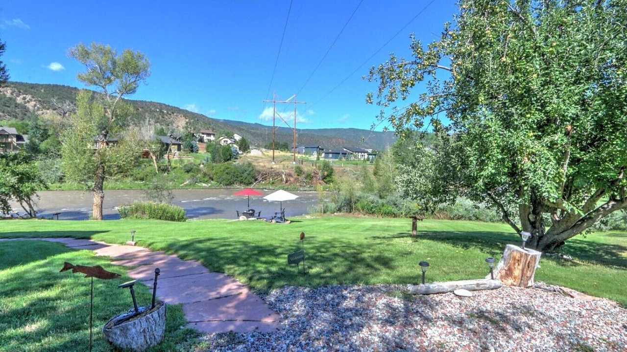 Photo of Outdoor in Glenwood Springs