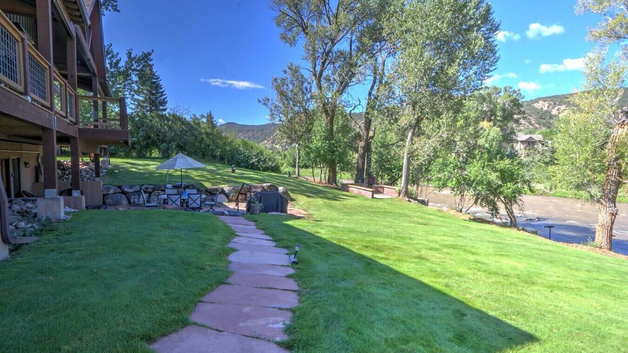 Photo of Outdoor in Glenwood Springs