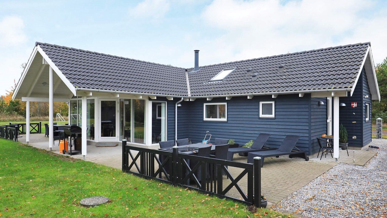 Photo of Outdoor in Hals