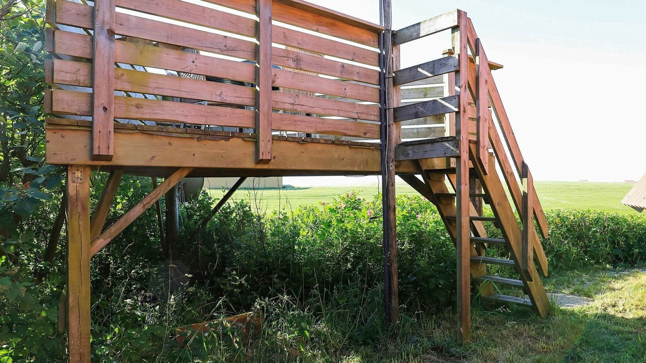 Photo of Outdoor in Trans