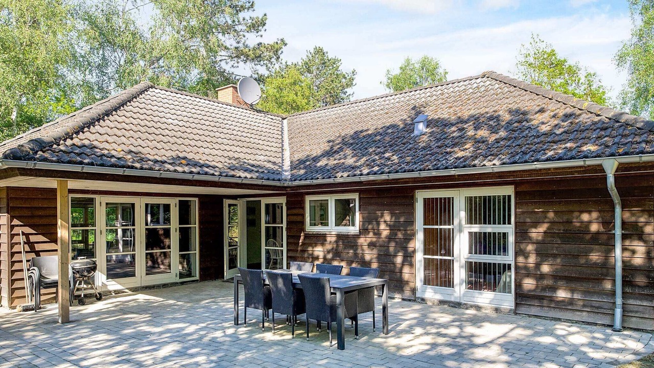 Photo of Outdoor in Store Fuglede