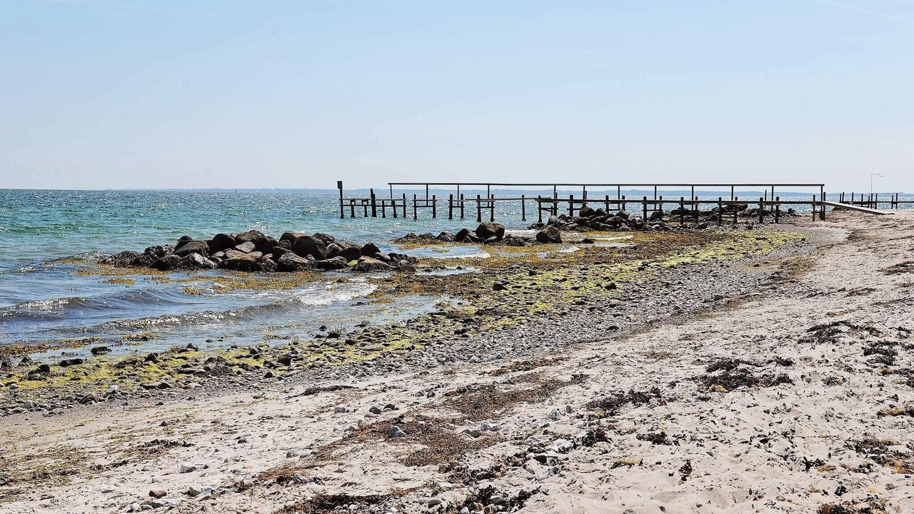 Photo of Others in Helnæs By