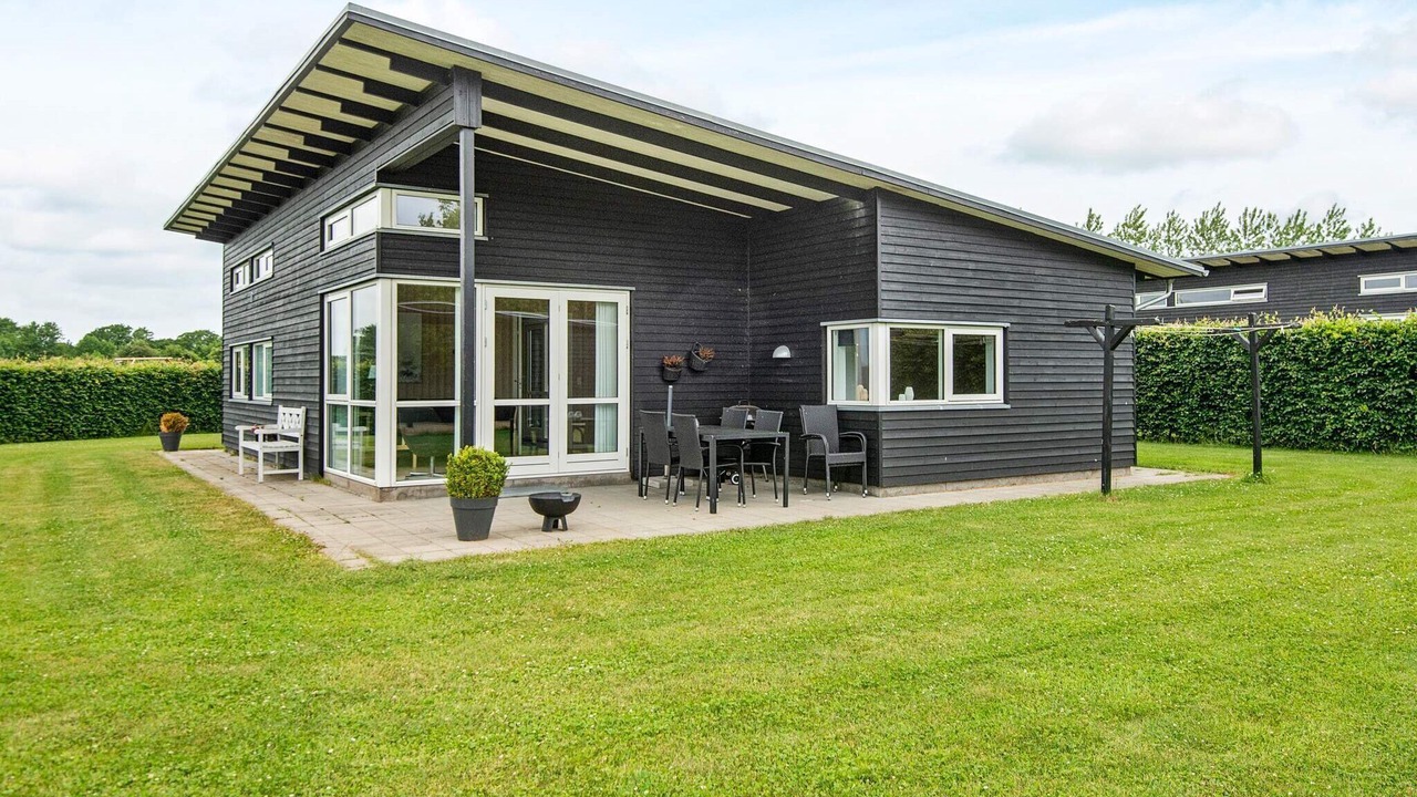 Photo of Outdoor in Flovt Strand