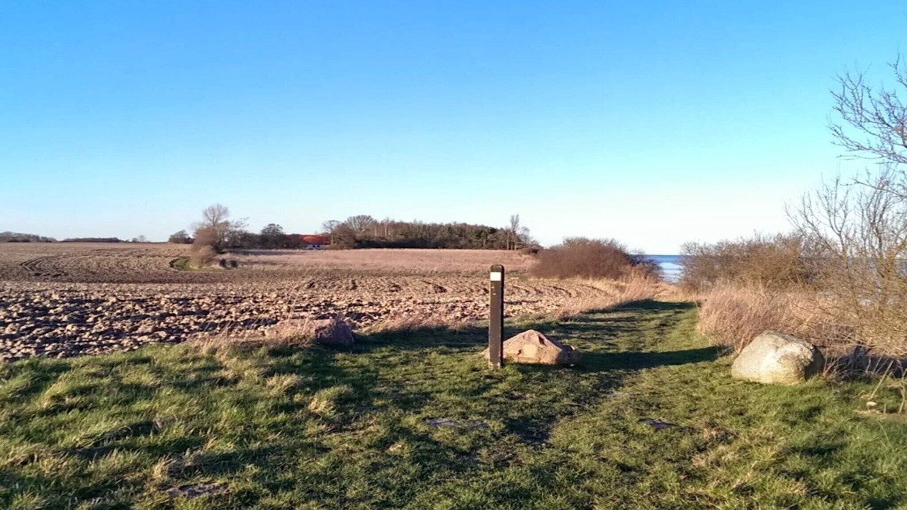 Photo of Others in Bøtø By