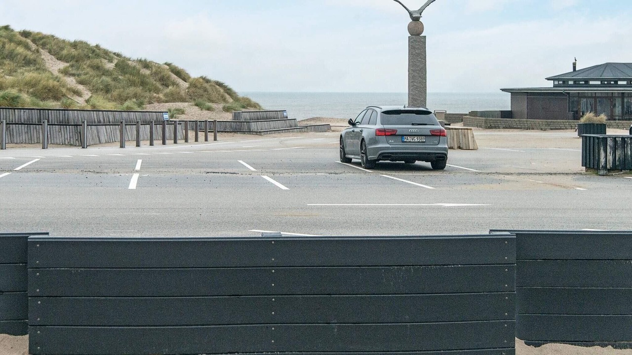 Photo of Others in Henne Strand
