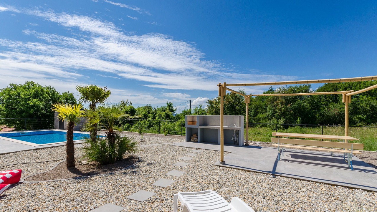 Photo of Outdoor in Linardici