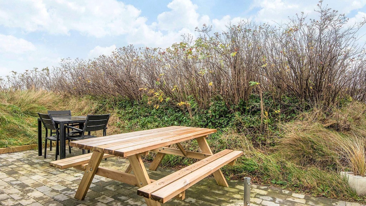 Photo of Outdoor in Vrist Strand
