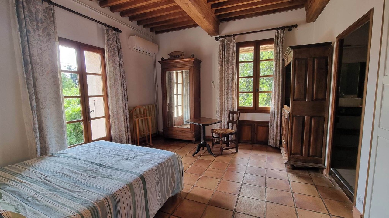 Photo of Bedroom in Pont-Saint-Esprit