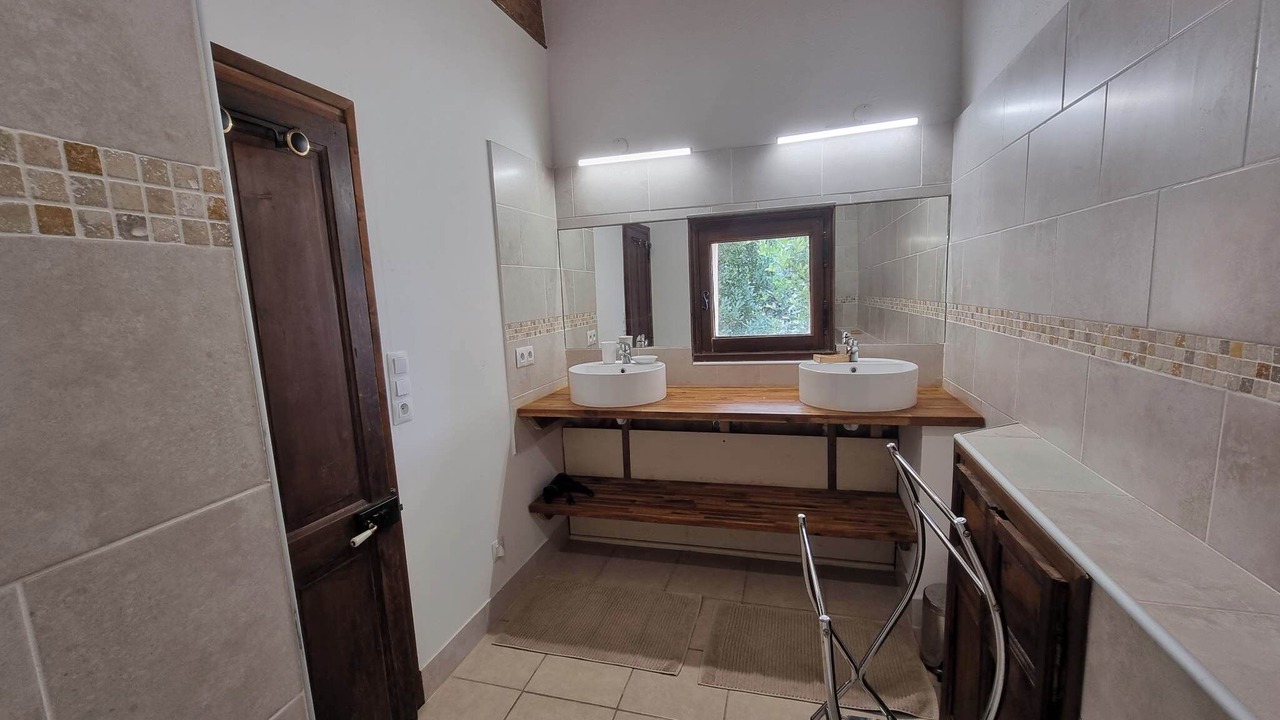 Photo of Bathroom in Pont-Saint-Esprit