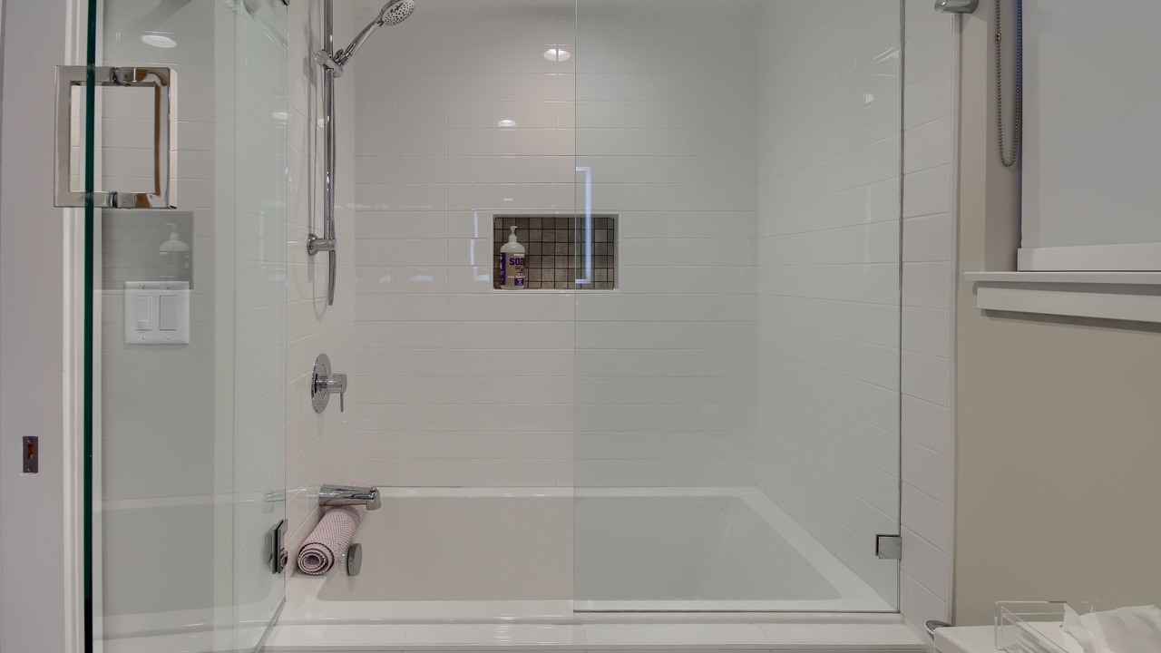Photo of Bathroom in Park Hill