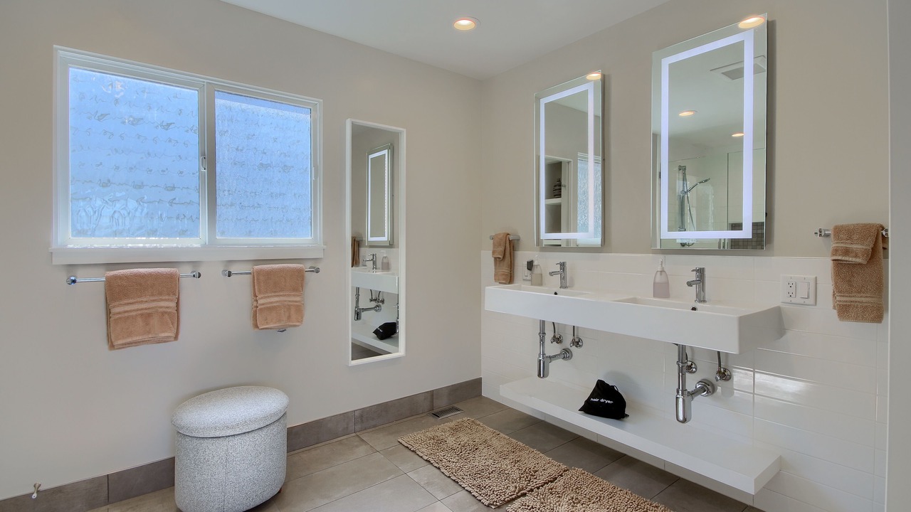 Photo of Bathroom in Park Hill