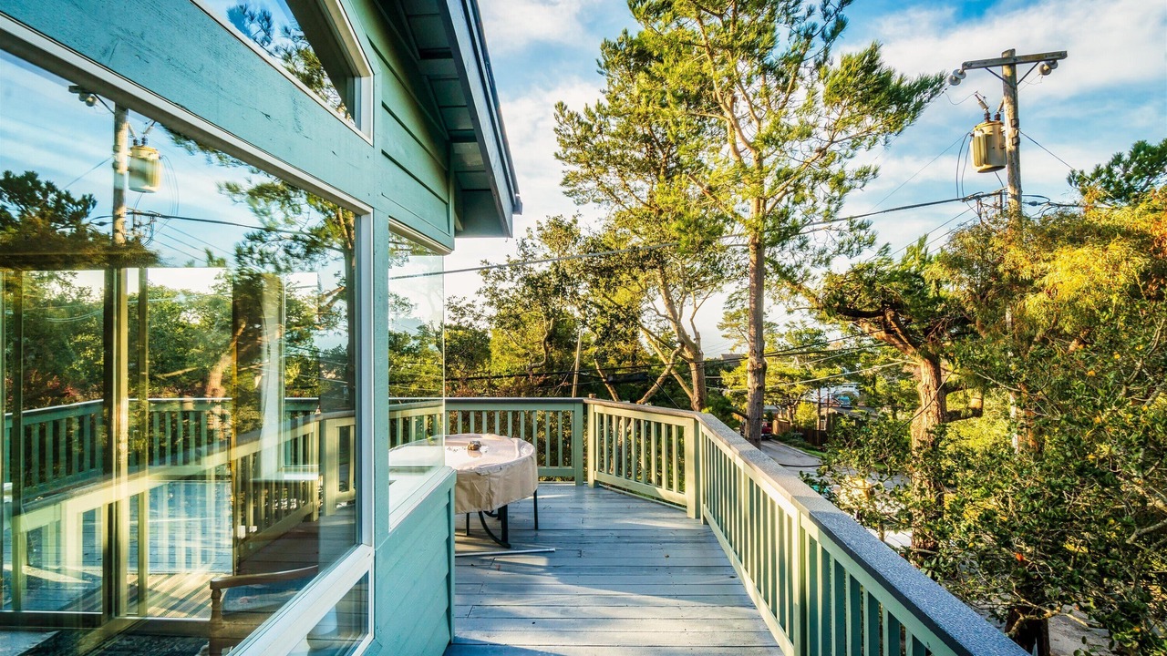Photo of Patio Balcony in Marine Terrace
