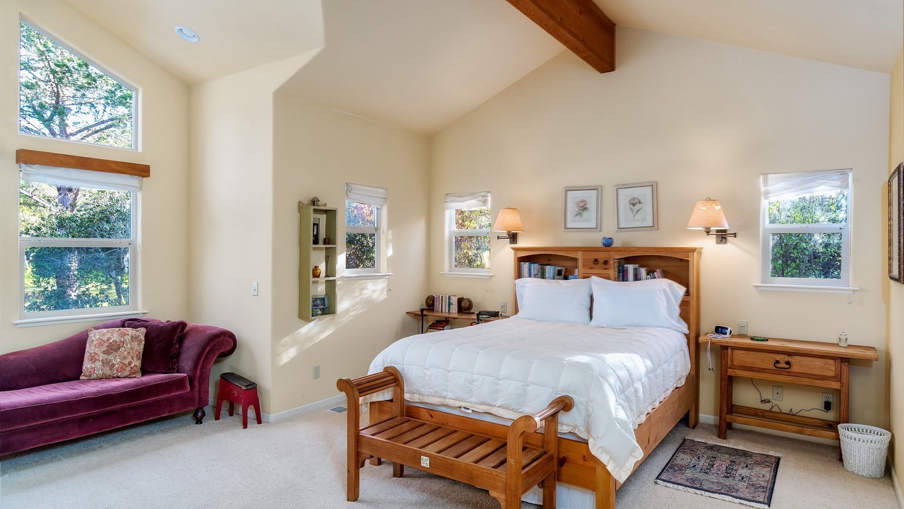 Photo of Bedroom in Marine Terrace