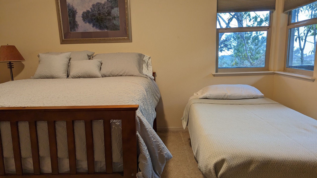 Photo of Bedroom in Marine Terrace