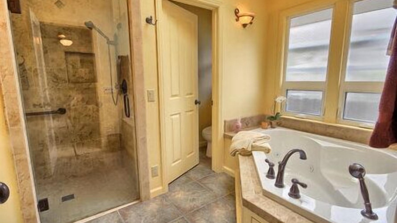 Photo of Bathroom in Pine Knolls Estates