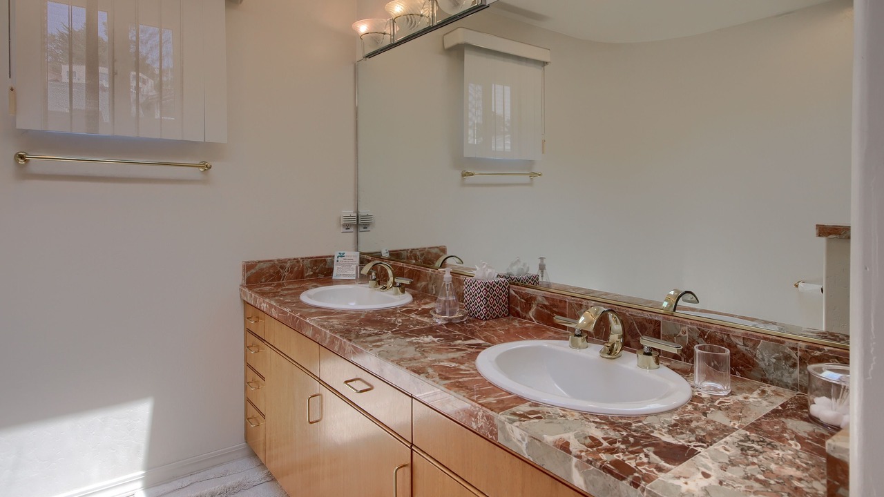 Photo of Bathroom in Marine Terrace