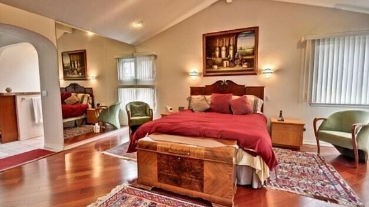 Photo of Bedroom in Marine Terrace