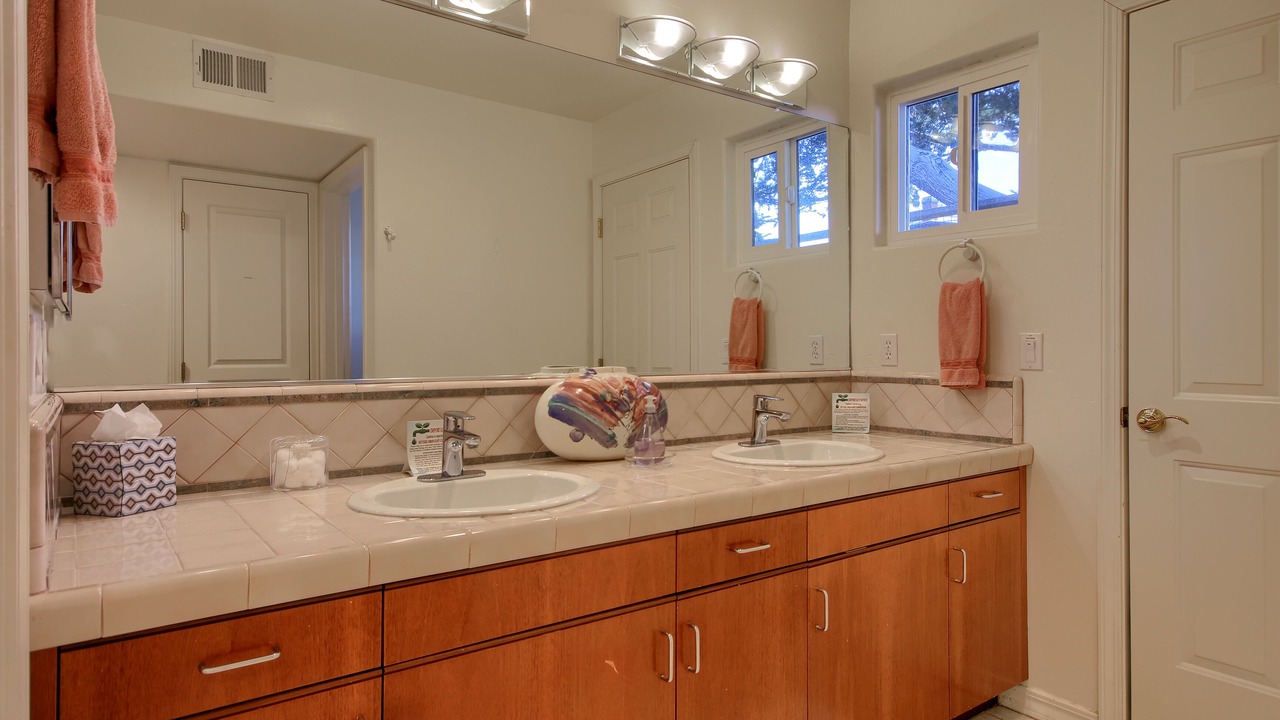 Photo of Bathroom in Marine Terrace