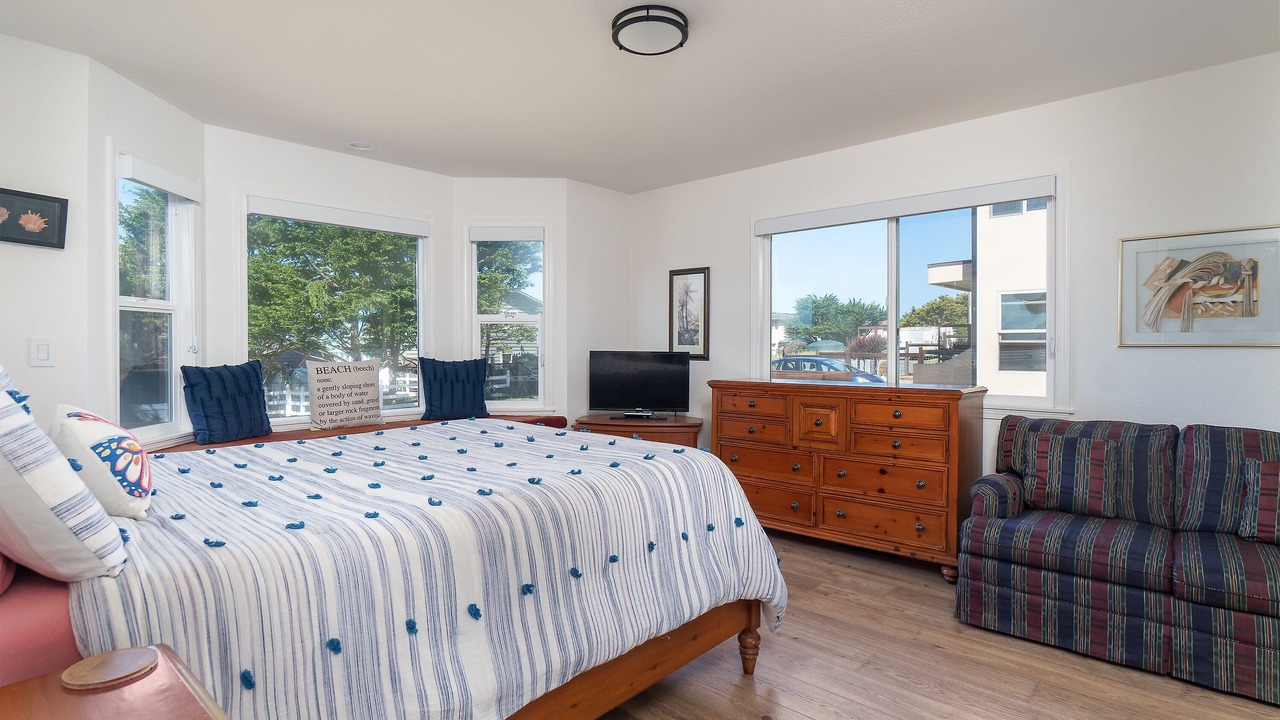 Photo of Bedroom in Marine Terrace