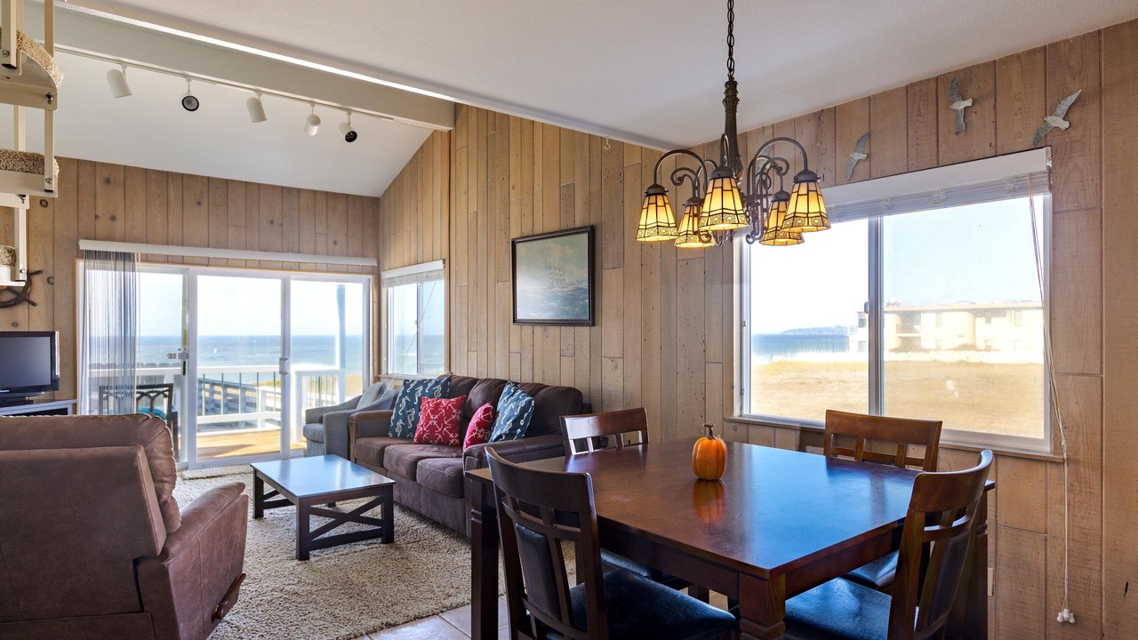 Photo of Livingroom in San Simeon