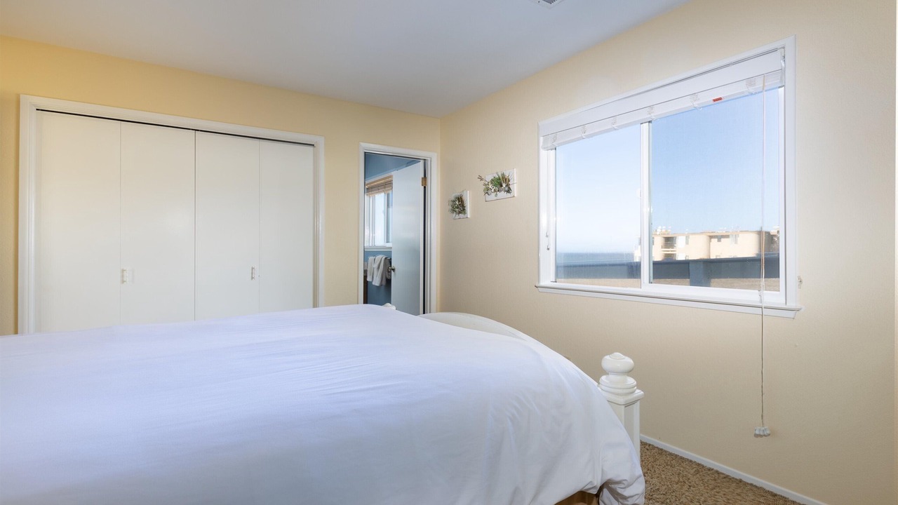 Photo of Bedroom in San Simeon