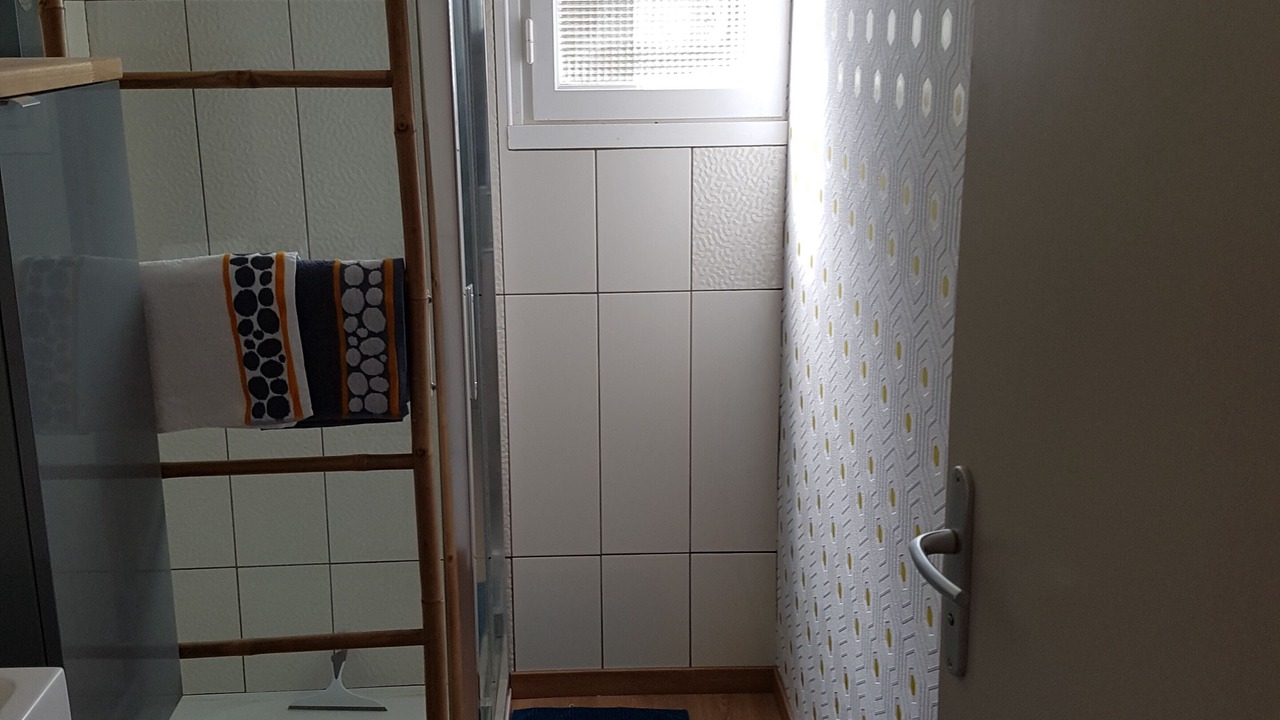 Photo of Bathroom in Plomodiern