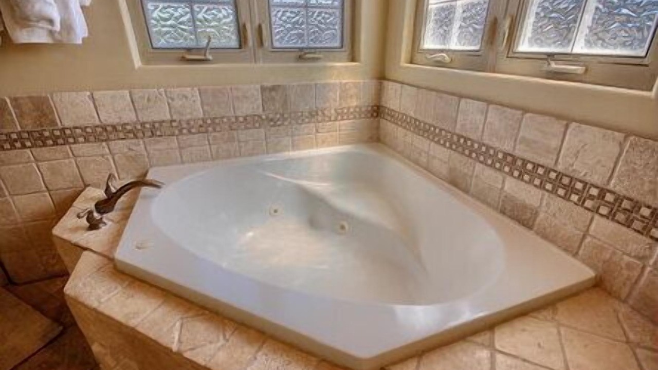 Photo of Bathroom in Park Hill