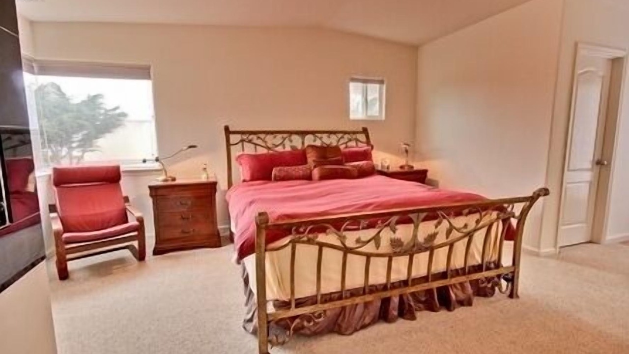 Photo of Bedroom in Marine Terrace