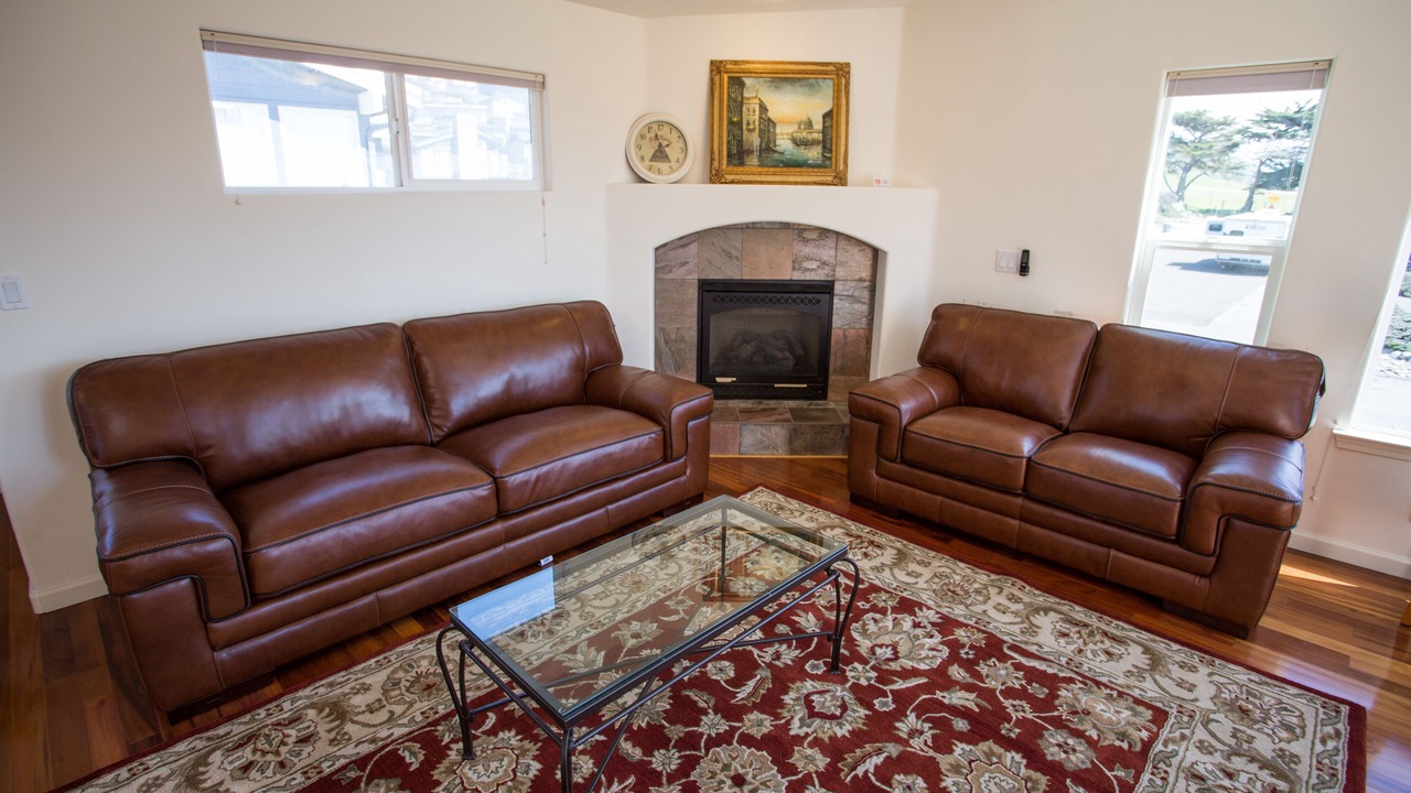 Photo of Livingroom in Marine Terrace