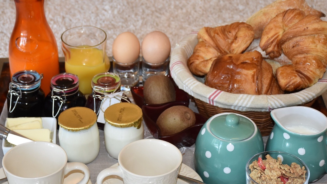 Photo of Others in Murs