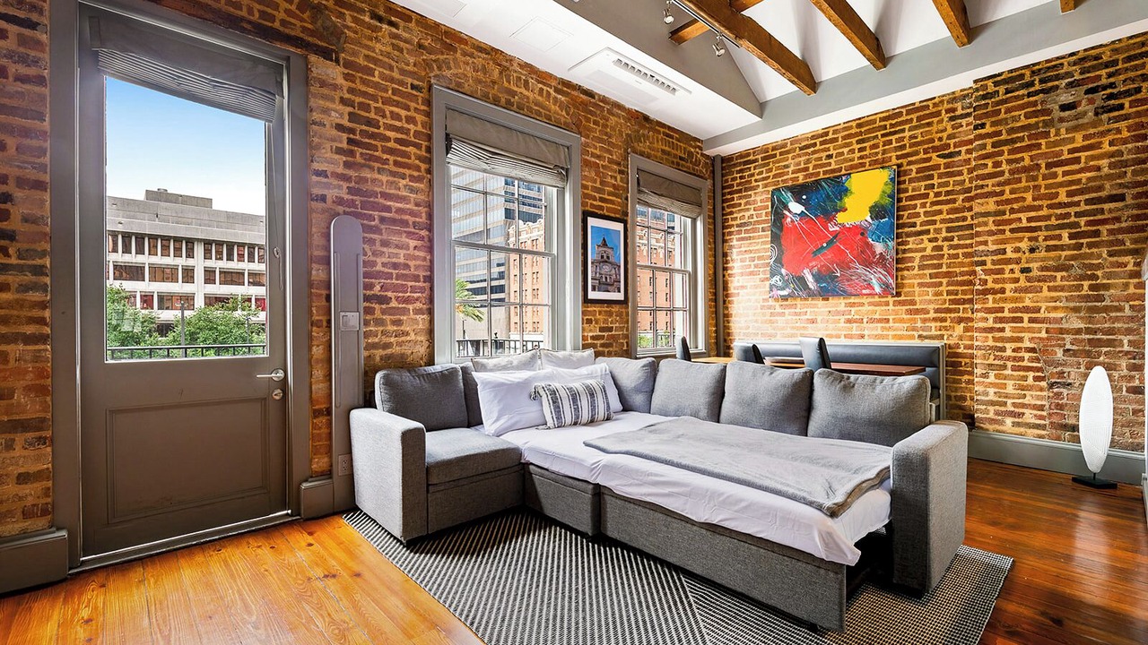 Photo of Livingroom in Central Business District