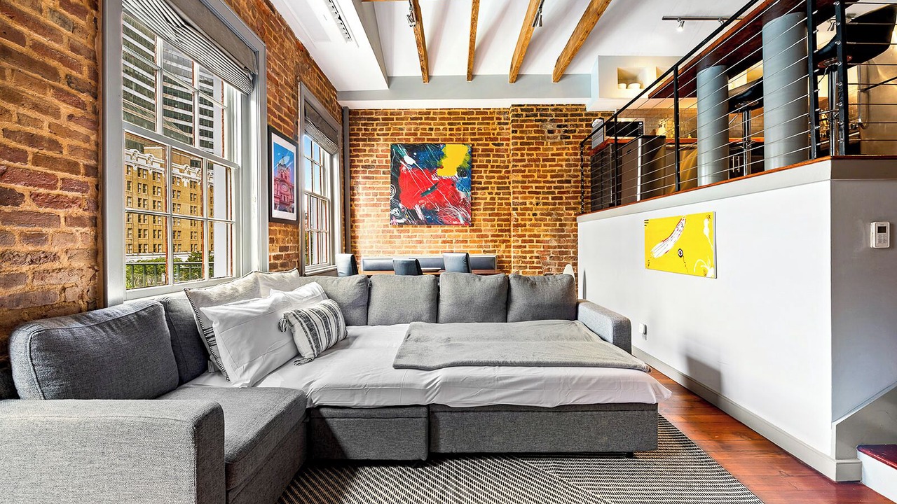 Photo of Livingroom in Central Business District