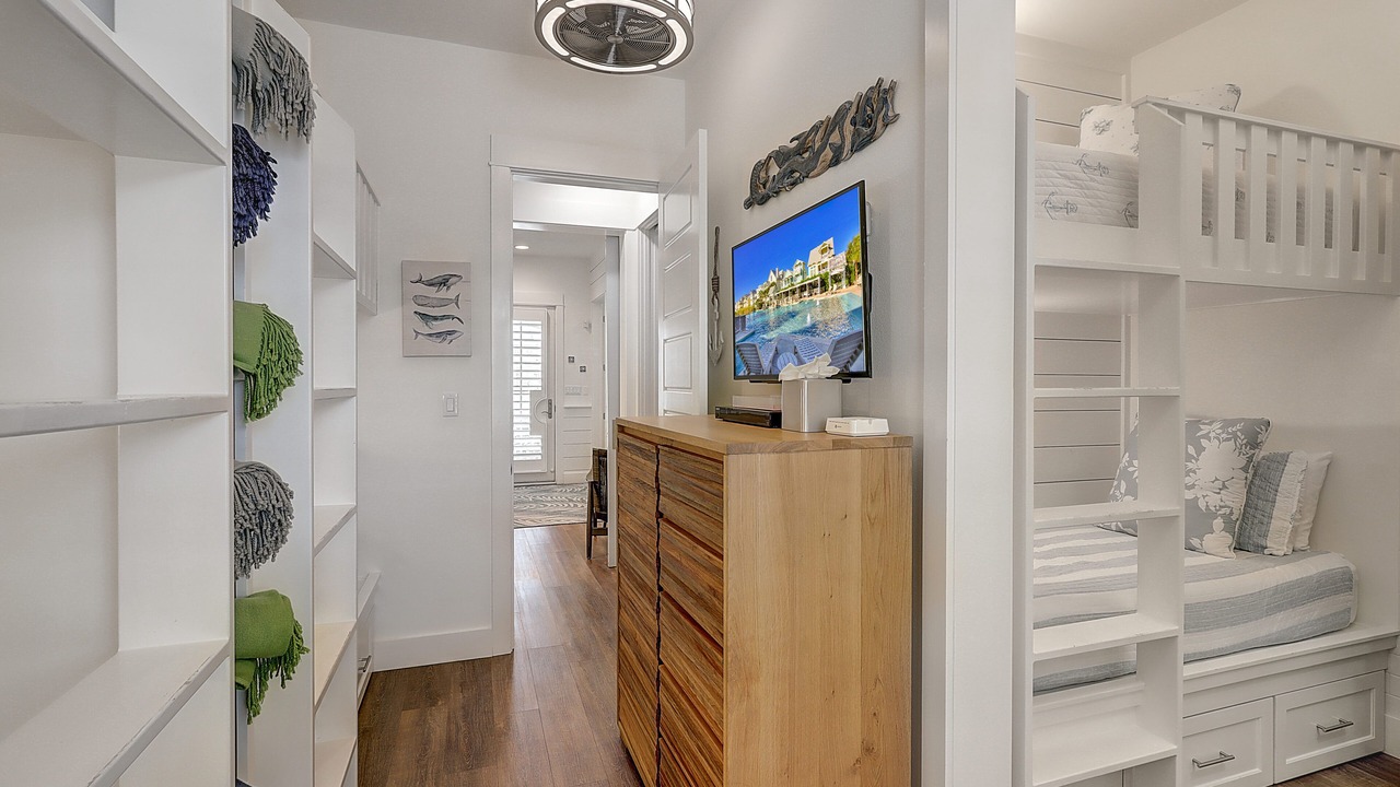 Photo of Bedroom in Cinnamon Shore